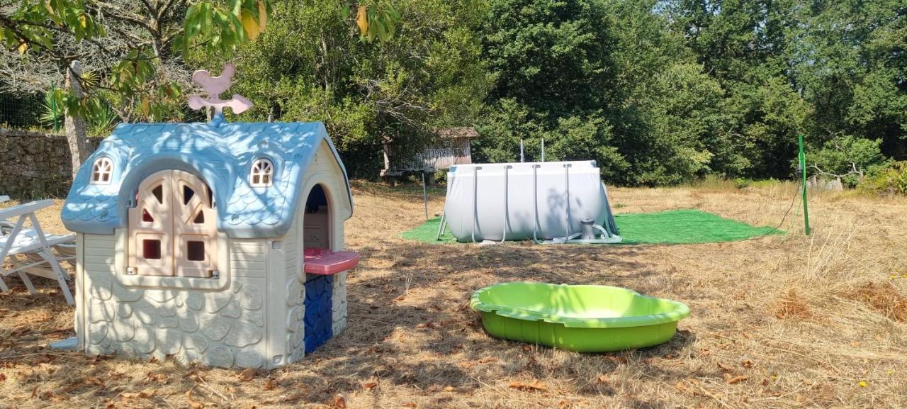 De 300 Anos Con Silencio Y Tranquilidad Holiday home Ponteareas